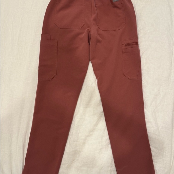 FIGS Skinny Yola Scrub Pants, Petite XXS, Mauve - Picture 2 of 3